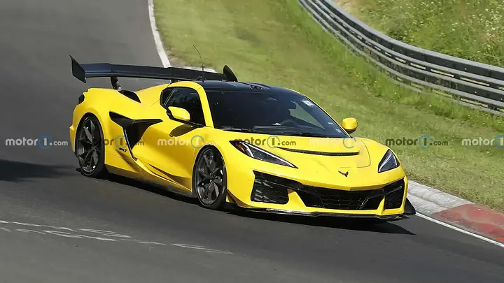 chevrolet-corvette-zora-2025-als-ungetarnter-erlkonig (7)
