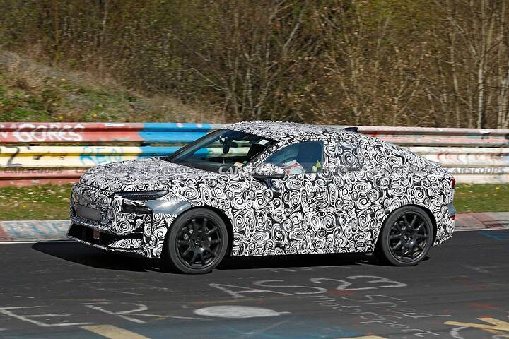 2027 Audi RS Q6 Sportback e-tron was spied -newcarscoops_4image