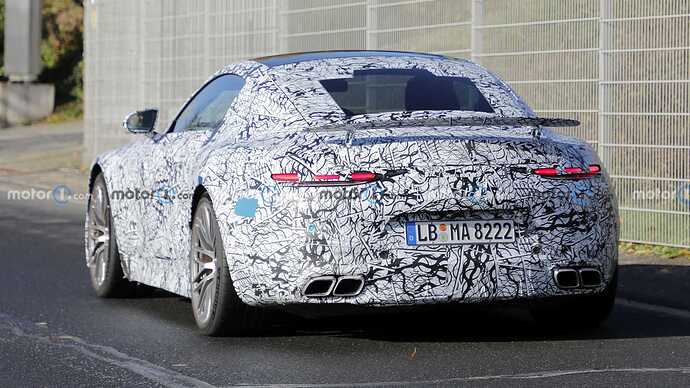 2023-mercedes-amg-gt-coupe-edition-1-spy-photo (10)