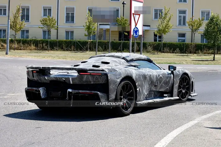 Ferrari-F80-Aperta-Spy-Shots-10-1536x1024