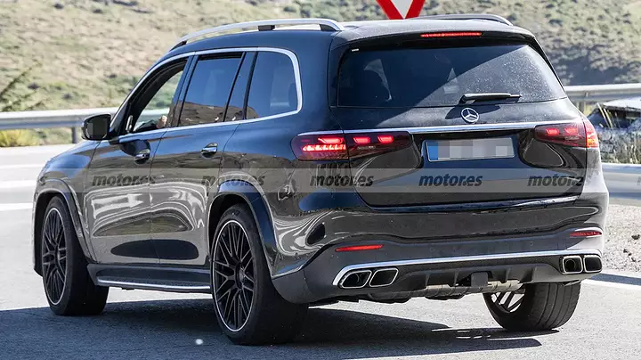 mercedes-amg-gls-63-4matic-2026-fotos-espia-2024103618-1722702747_9