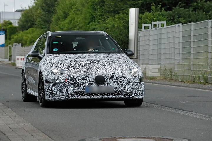 imgi_720_2026 Mercedes-AMG CLA Shooting Brake Prototype