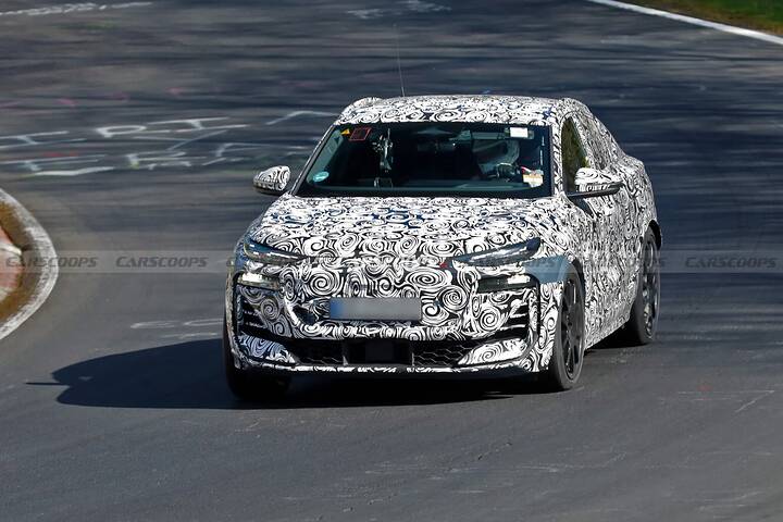 2027 Audi RS Q6 Sportback e-tron was spied -newcarscoops_2image