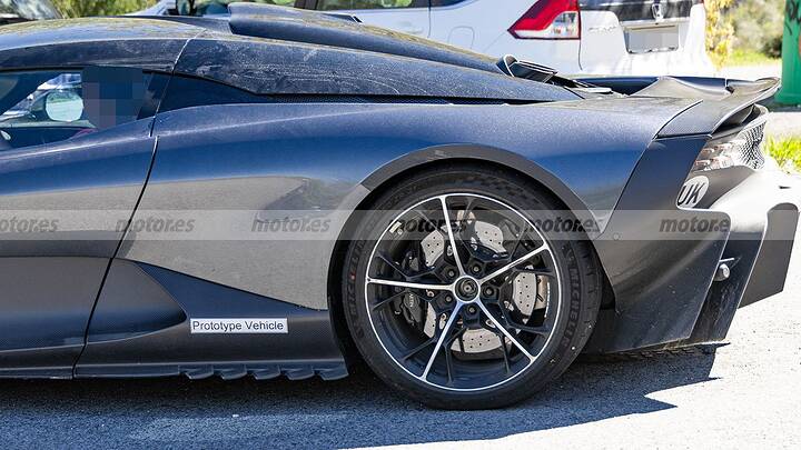 aston-martin-valhalla-2027-fotos-newcarscoops-2026113927-177764939415