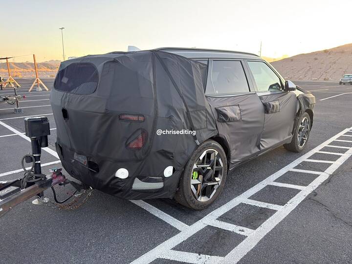 2026 Kia EV5 GT spotted_newcarscoops_1756113134_0967