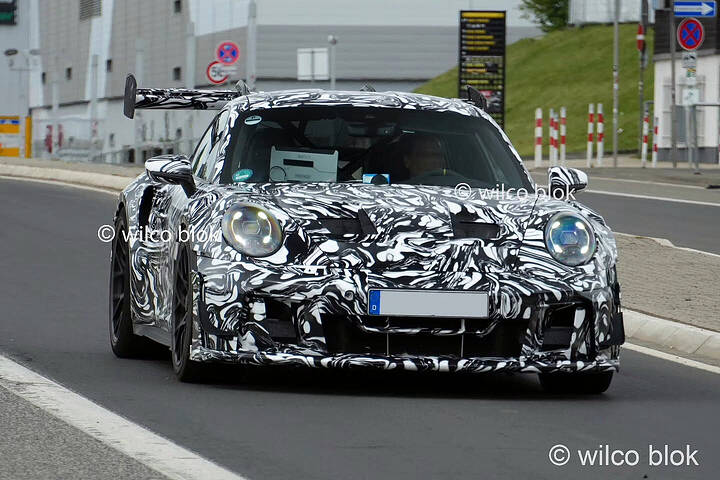 Porsche 992.2 GT3 RS Caught Testing_newcarscoops_067a57