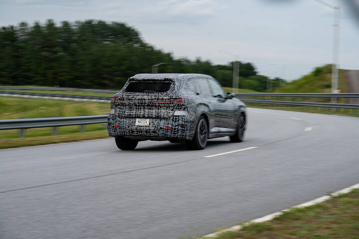 2027 BMW X5_newcarscoops_45291-highRes