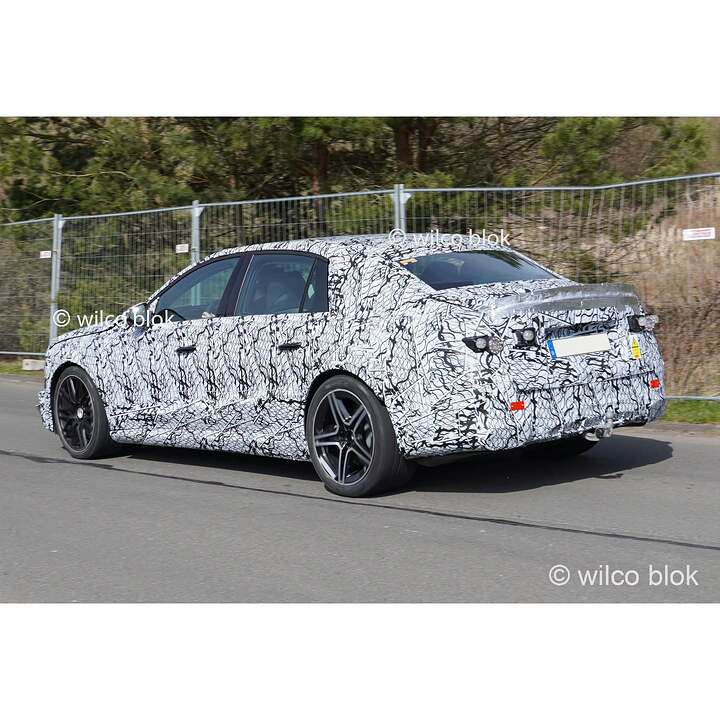 2027 Mercedes-Benz E-Class EV-newcarscoops-e