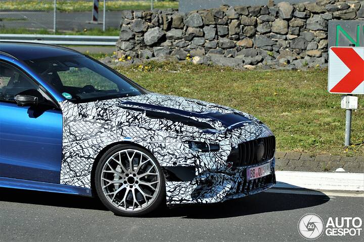 mercedes-amg-c-53-estate-s206-newcarscoops_3