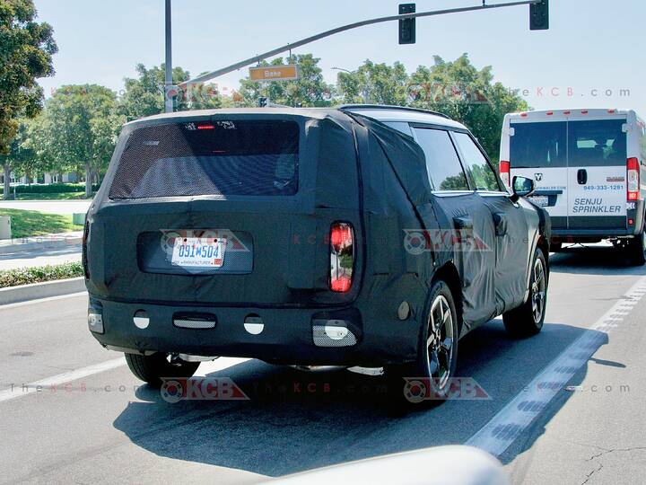 kia-telluride-spied-up-close-5-scaled