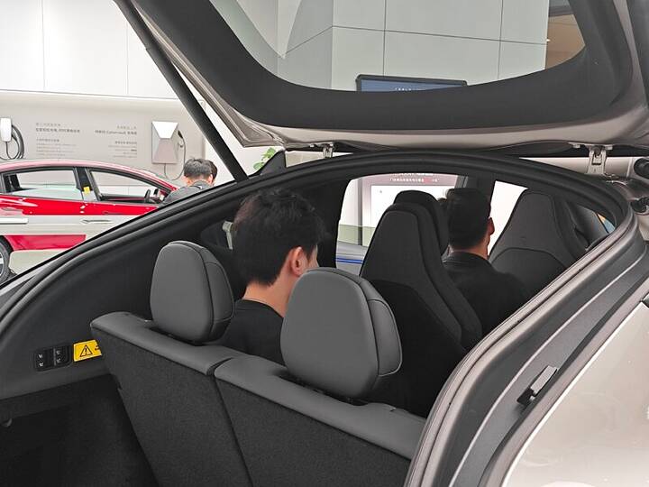 Tesla Model Y L six-seater_imgi_7_e59bbee78987-232-800x600