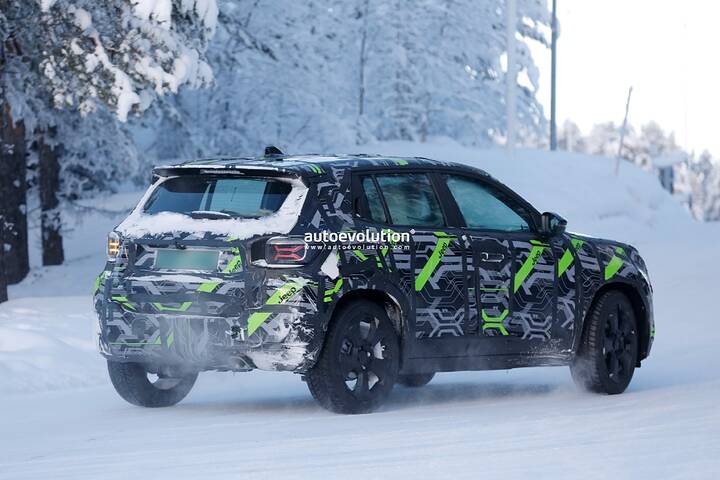 newcarscoops_ 2027 Jeep Avenger prototype(18)