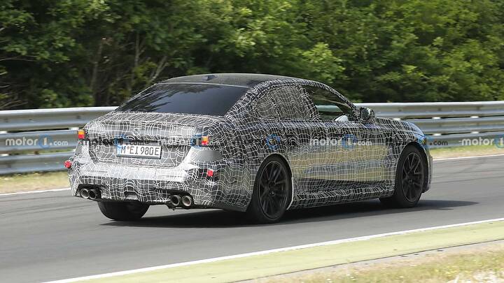 bmw-m5-g90-facelift-im-stil-der-neuen-klasse-als-erlkonig (6)