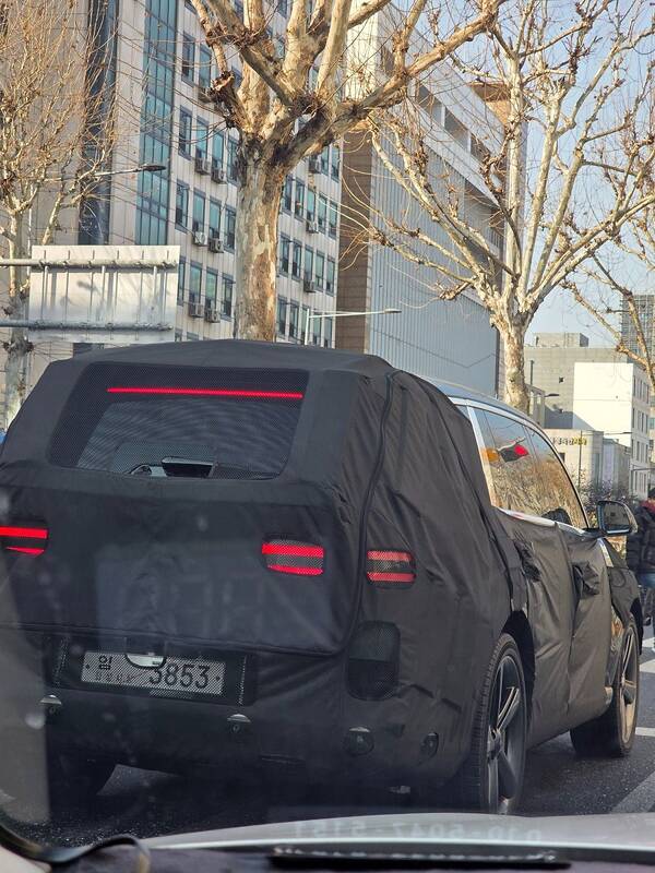 2026 Genesis GV90_newcarscoops_d50588