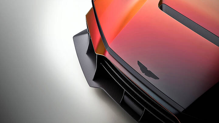 Aston Martin Valen_20
