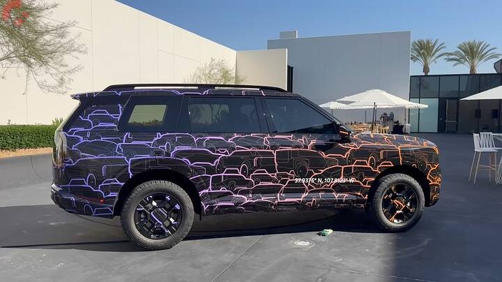 imgi_15_thumb-ed5de3f474e7cce4f6beb7d9f026f78d_1762468674_5738_950x534