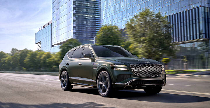 Genesis GV80 Hybrid Debuts newcarscoops_1