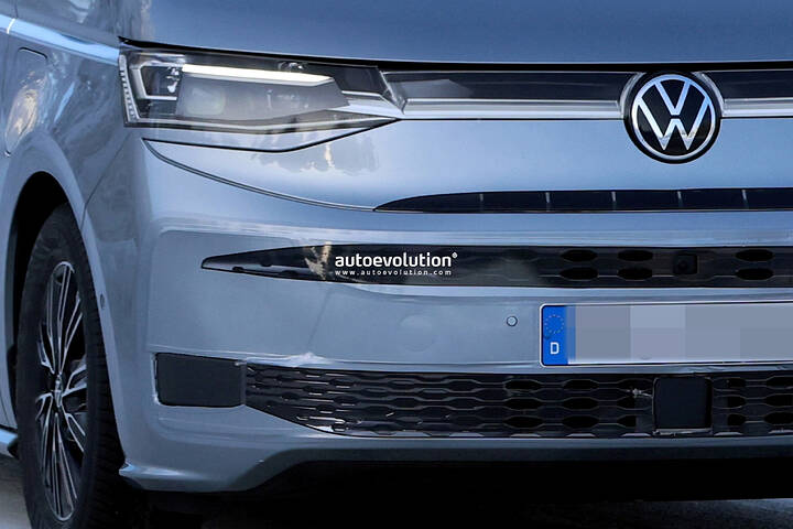 2027 Volkswagen T7 Multivan newcarscoops 0008