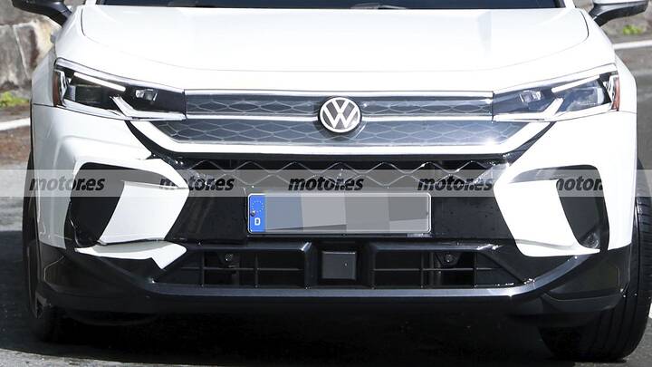 El nuevo T-Roc 2026 aparece donde (y como) nadie lo esperaba, Volkswagen no lo ha podido evitar 6