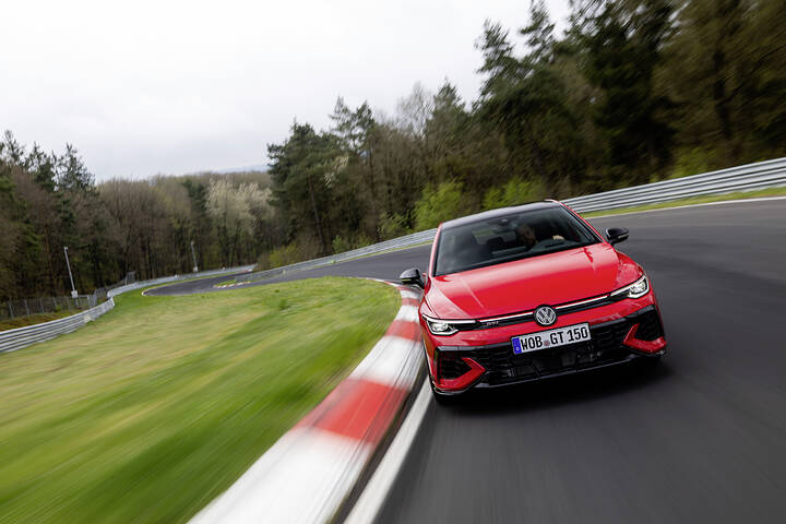 Golf GTI EDITION 50 (6)