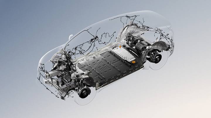 lucid-plans-four-evs-based-on-the-midsize-platform-including-a-two-seat-robotaxi-named-lunar_16