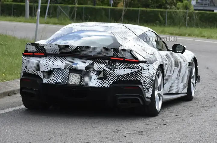 Ferrari 12Cilindri VS (Versione Speciale) (3)