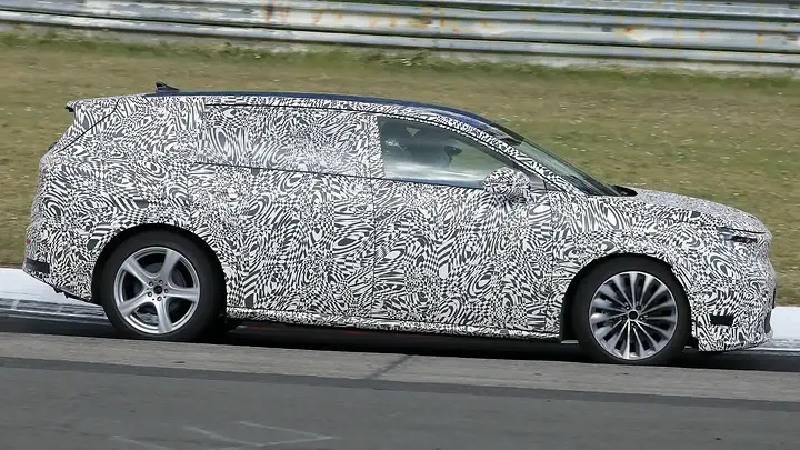 Skoda Vision 7S seven-seat EV - side profile_lb4zsp