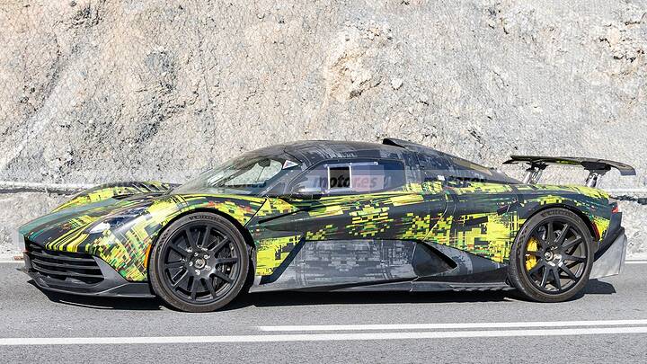 aston-martin-valhalla-amr-2027-fotos-newcarscoops-2026113948-17777463367