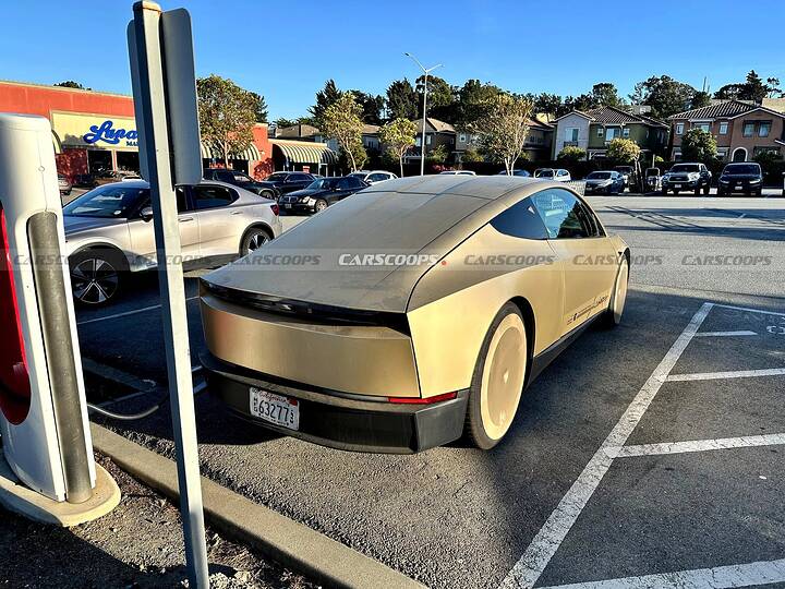 2026 Tesla Cybercab_newcarscoops_image