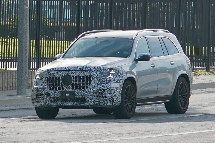 618339348_2027 Mercedes-AMG GLS 63_newcarscoops_n