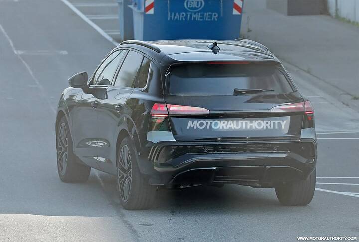 2026-audi-q3-spy-shots--photo-via-baldauf_100941608_h