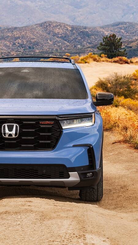 2023-honda-pilot-design-teaser-previews-trailsport-off-road-trim-level_1