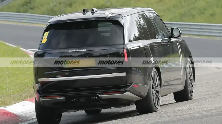 range-rover-electric-fotos-espia-2025-nurburgring-2024104164-1725997545_9