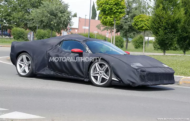 2025-ferrari-sf90-successor-spy-shots--photo-credit-baldauf_100932823_h