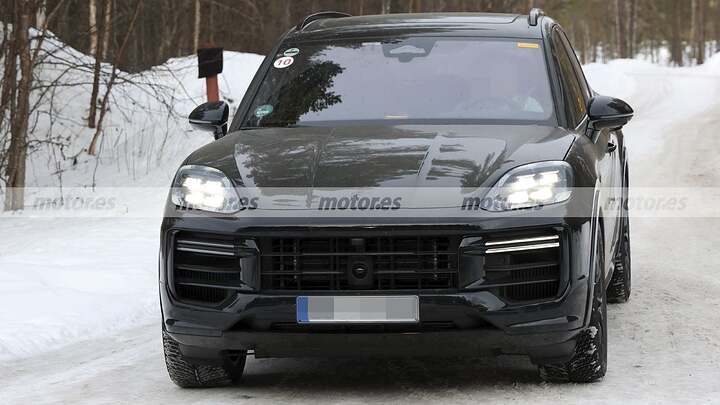 porsche-cayenne-facelift-2027-fotos-espia-destapado-2026114237-17791724872