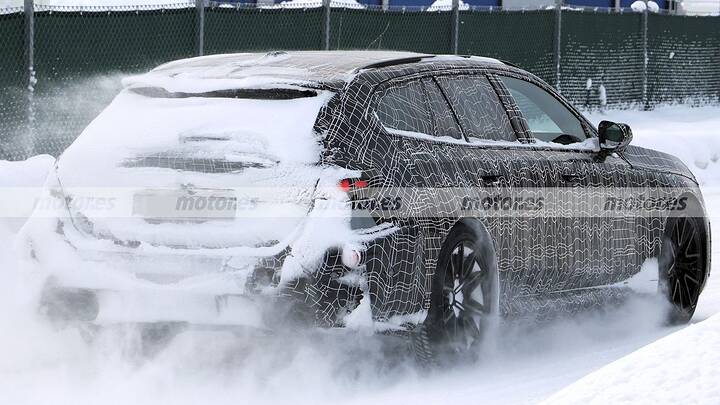 bmw-m5-touring-2026112532-1770823775_17