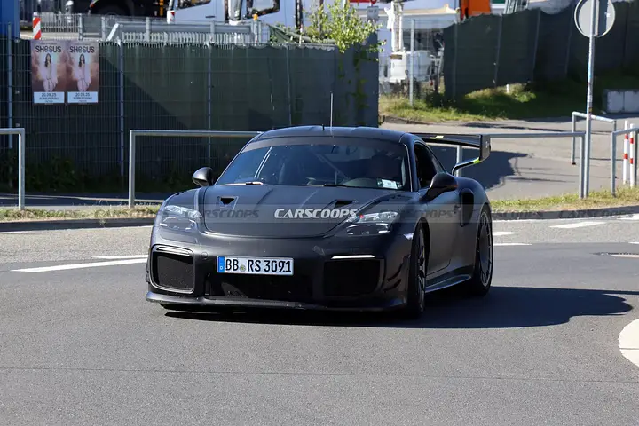 Porsche-Manthey-Flachbau-825-3-1536x1024