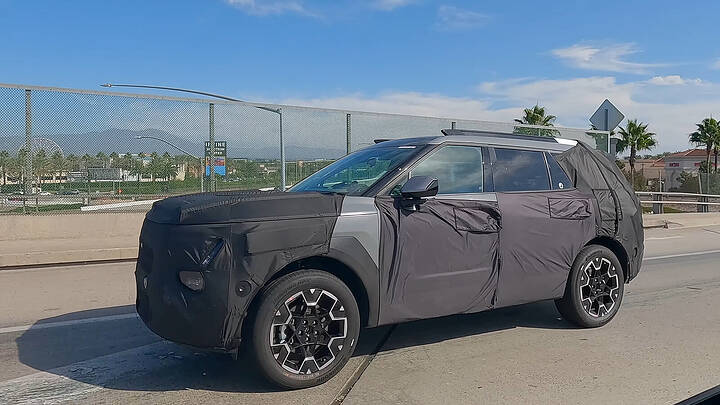 2027 Hyundai Tucson LWB US spec spotted 0-51 screenshot