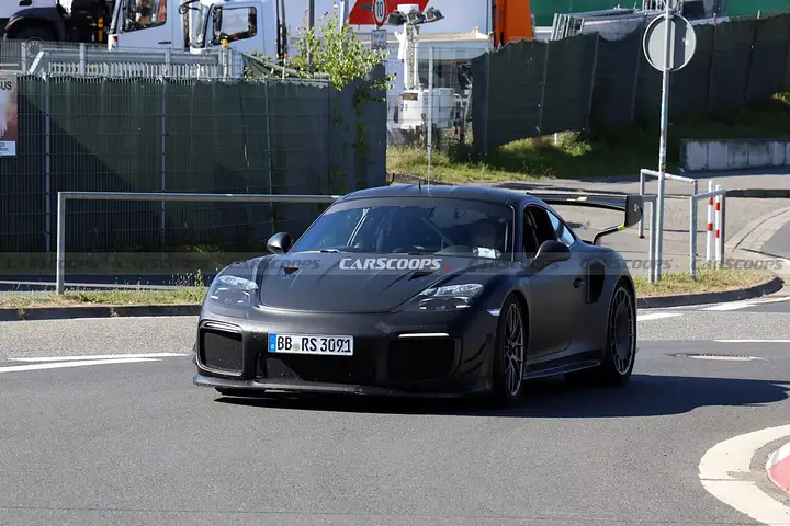 Porsche-Manthey-Flachbau-825-2-1536x1024