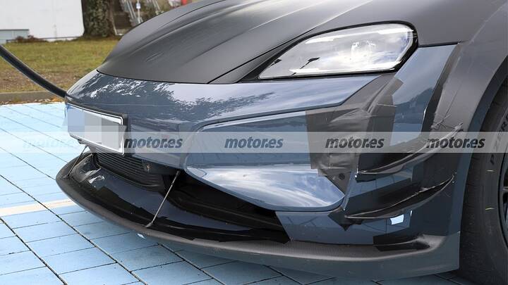 El Taycan más salvaje de la historia vuelve a dejarse ver en fotos espía, Porsche quiere volver a ser el rey 11