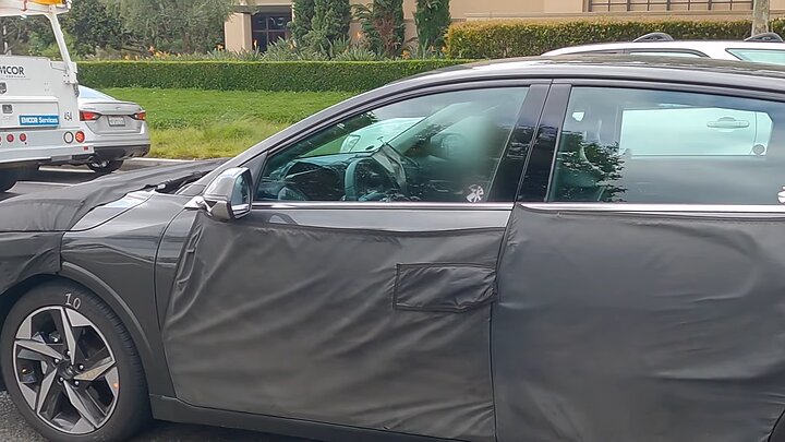 2024 kia K4 Spyshots_newcarscoops.com_12
