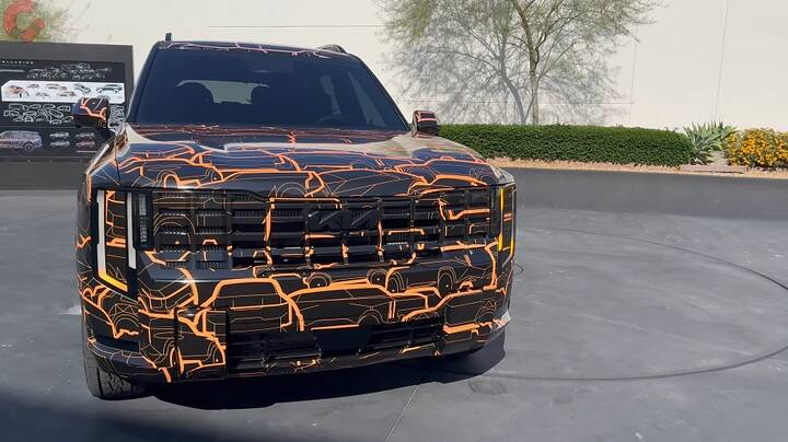 imgi_11_thumb-ed5de3f474e7cce4f6beb7d9f026f78d_1762468671_0147_950x534