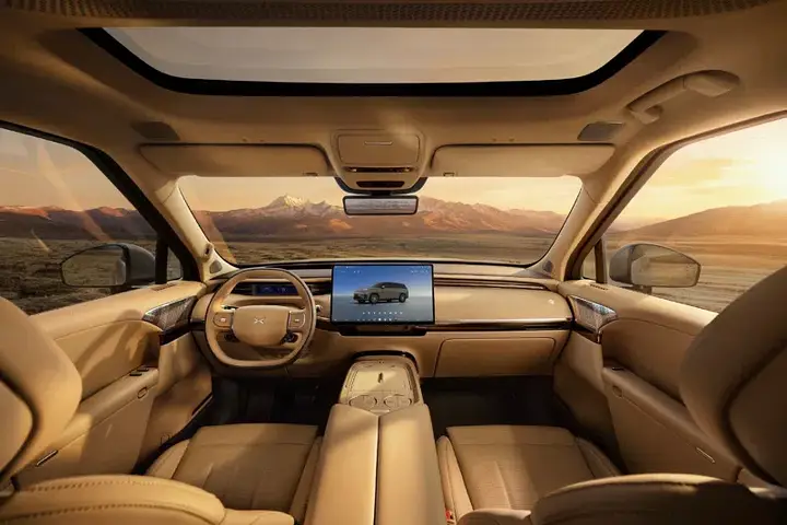 2026 Xpeng GX SUV Interior -newcarscoops-92-800x534