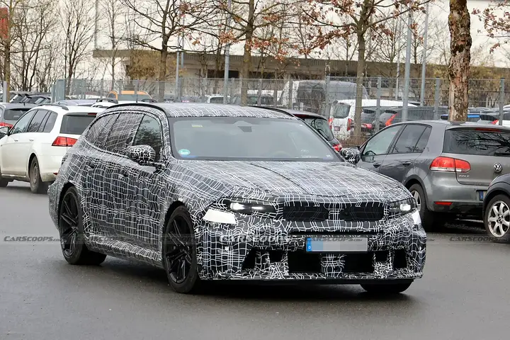 BMW-M5-Touring-Scoop-New-3