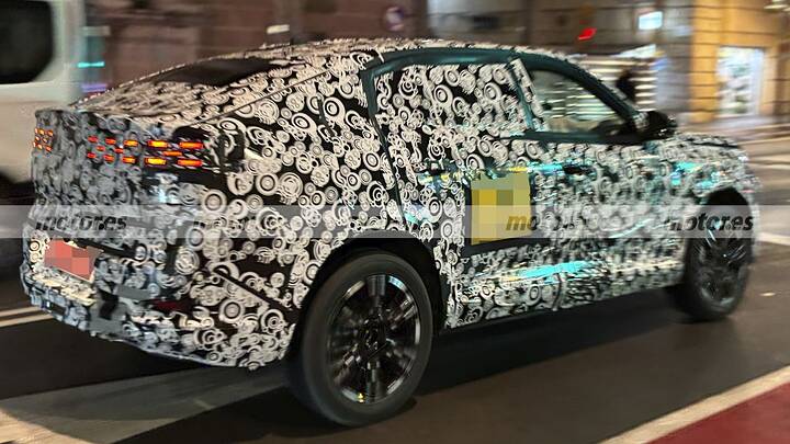 fiat-panda-fastback-coupe-2027-fotos-espia-2026112116-1768859575_7