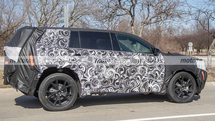 jeep-cherokee-2026-fotos-espia-2025107178-1741948997_7