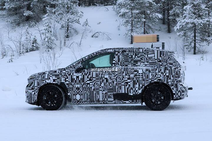 imgi_49_skoda-s-newcarscoops_10