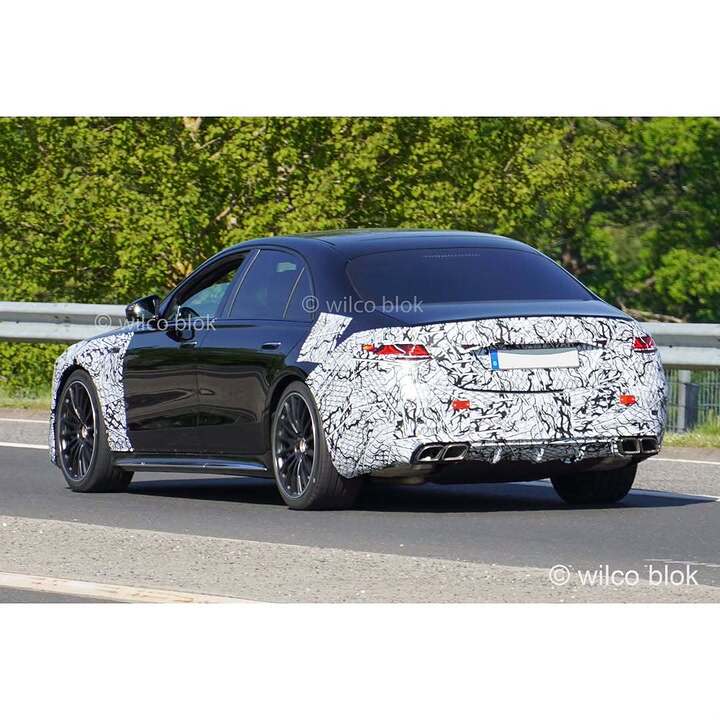Mercedes-AMG S63 facelift spied with new front and rear end!#Mercedes #amg #sclass #s63amg #mer (1)