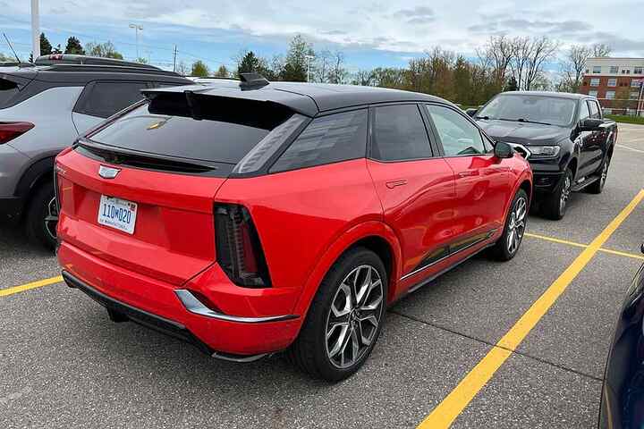 2026-Cadillac-Optiq-V-Capture-Test-Fleet-Spotted-In-Michigan-Reddit-achapm-May-2025-003