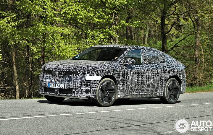 bmw-ix4-na7-newcarscoops__1